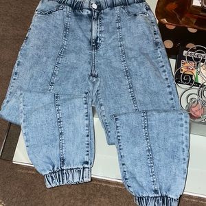 Wild Fable washed blue jeans